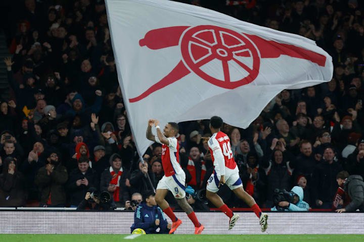 Myles Lewis-Skelly, Gabriel Jesus Myles Lewis-Skelly, Gabriel Jesus