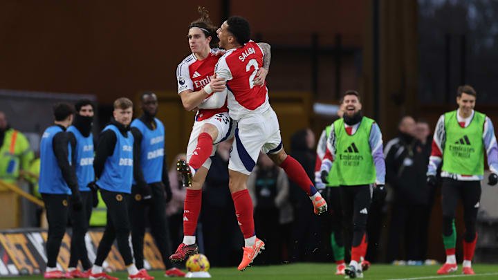 Arsenal fought adversity to win at Molineux