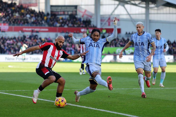 Bryan Mbeumo, Djed Spence