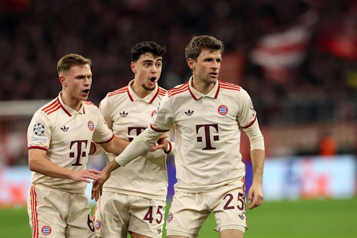 Thomas Müller, Joshua Kimmich, Aleksandar Pavlovic