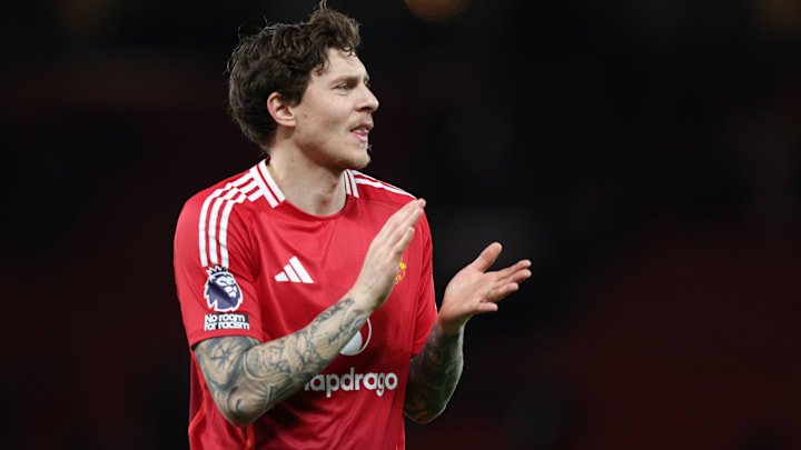 Victor Lindelof is almost out of contract at Man Utd