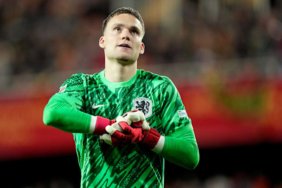 Barcelona took the opportunity to scout Bart Verbruggen during the international period