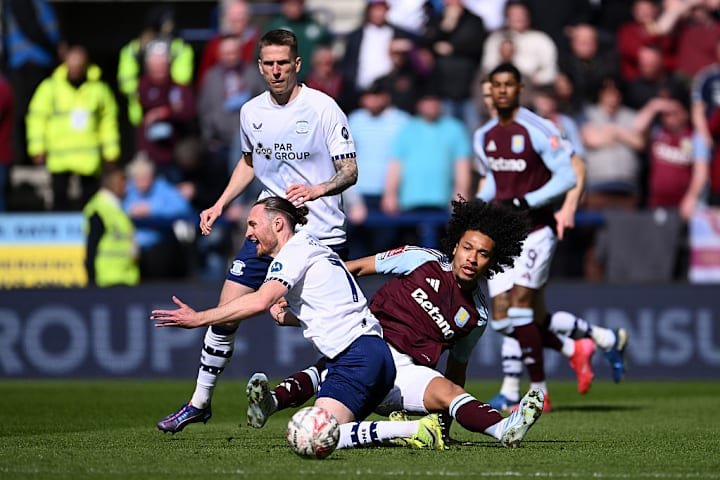 Will Keane, Boubacar Kamara