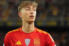 Dean Huijsen earned his senior international call-up for Spain in March