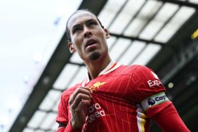 Van Dijk remains tied to Liverpool